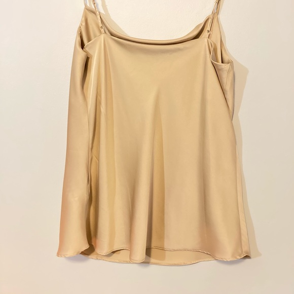 LE CHATEAU Silky Cowl-Neck, M - Picture 2 of 3